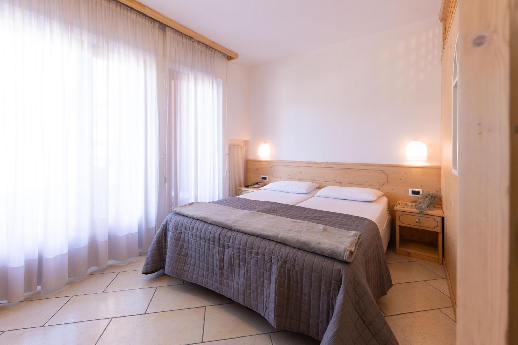 Comano Vacanze Appartamenti Comano Terme Zewnętrze zdjęcie