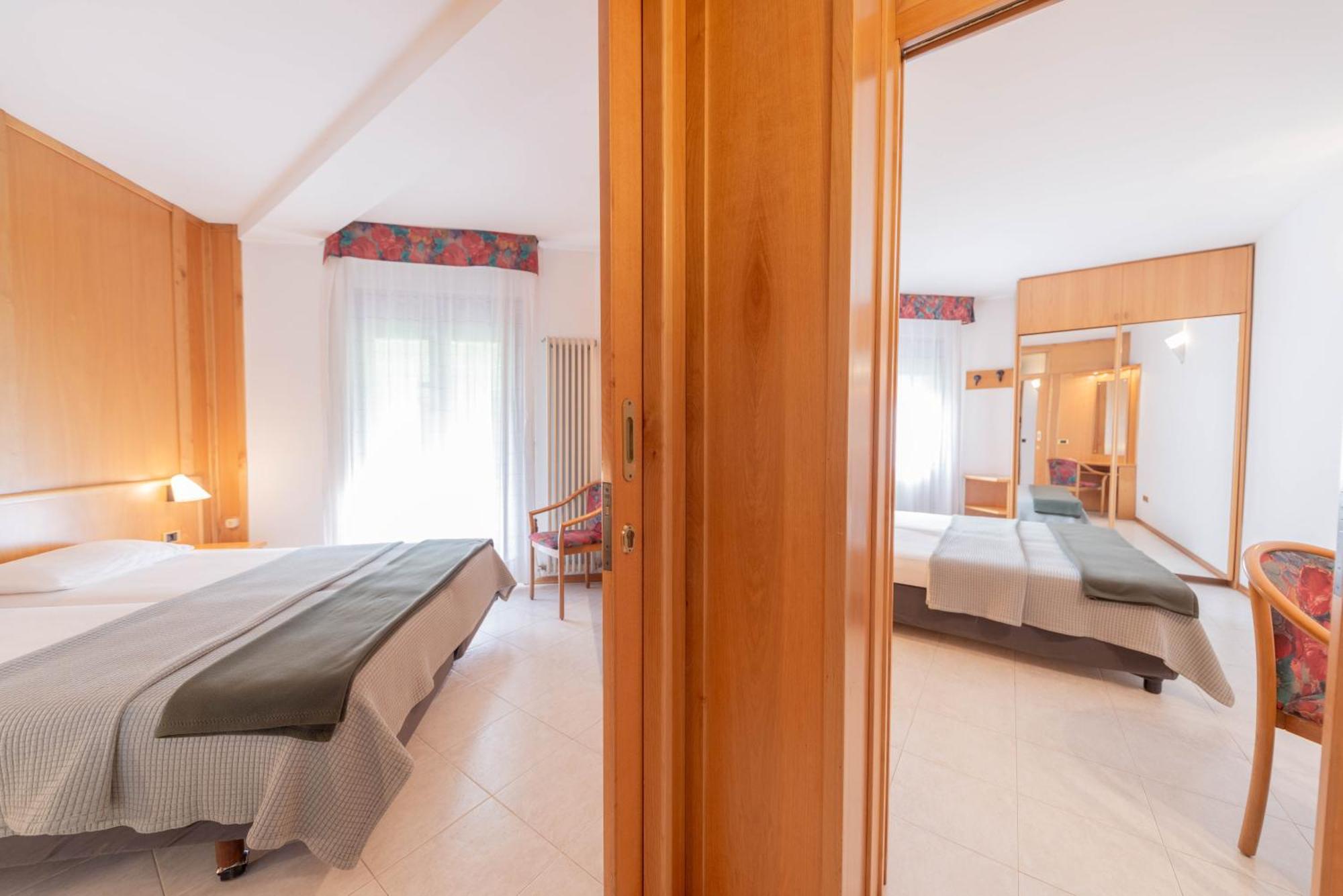 Comano Vacanze Appartamenti Comano Terme Zewnętrze zdjęcie