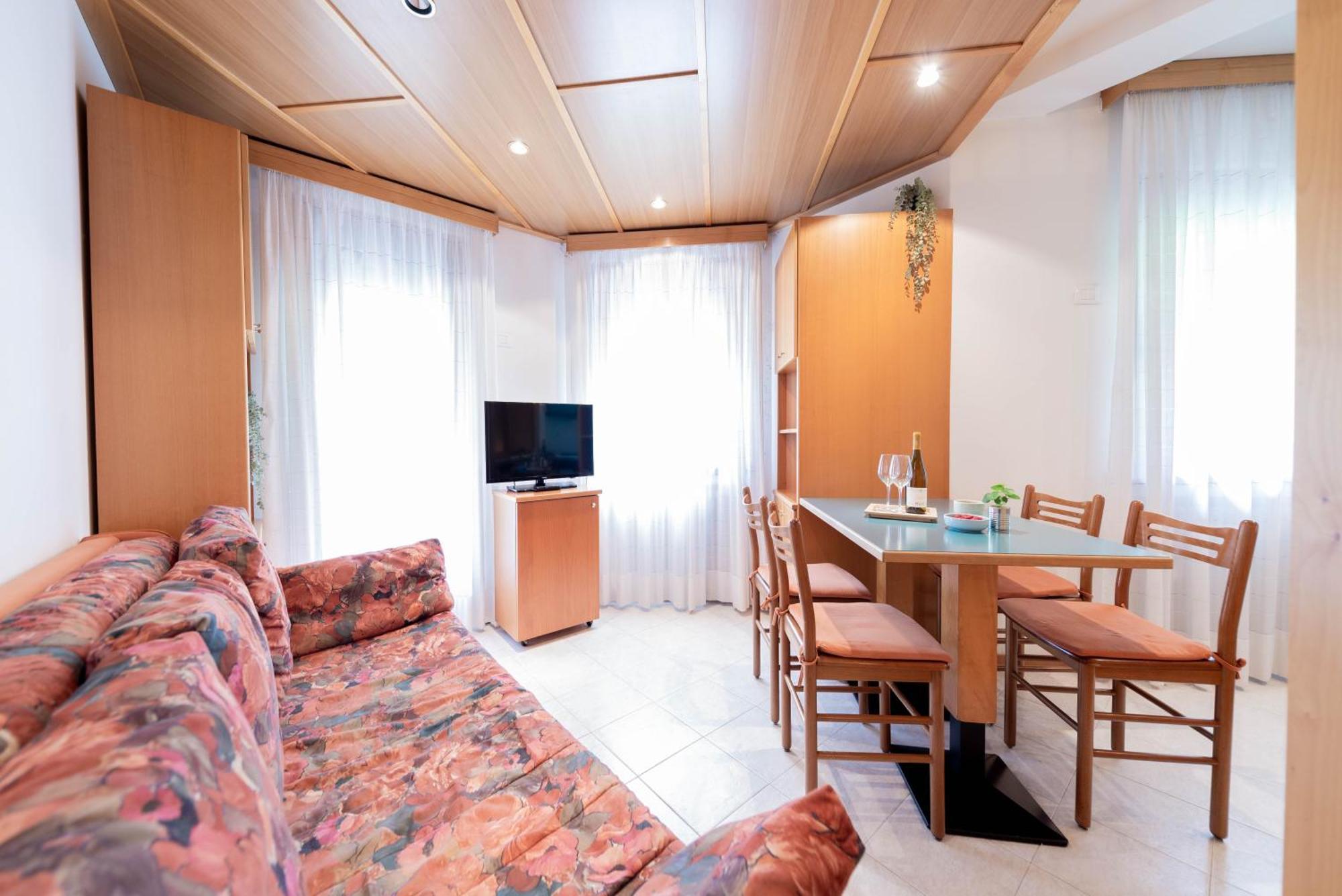 Comano Vacanze Appartamenti Comano Terme Zewnętrze zdjęcie