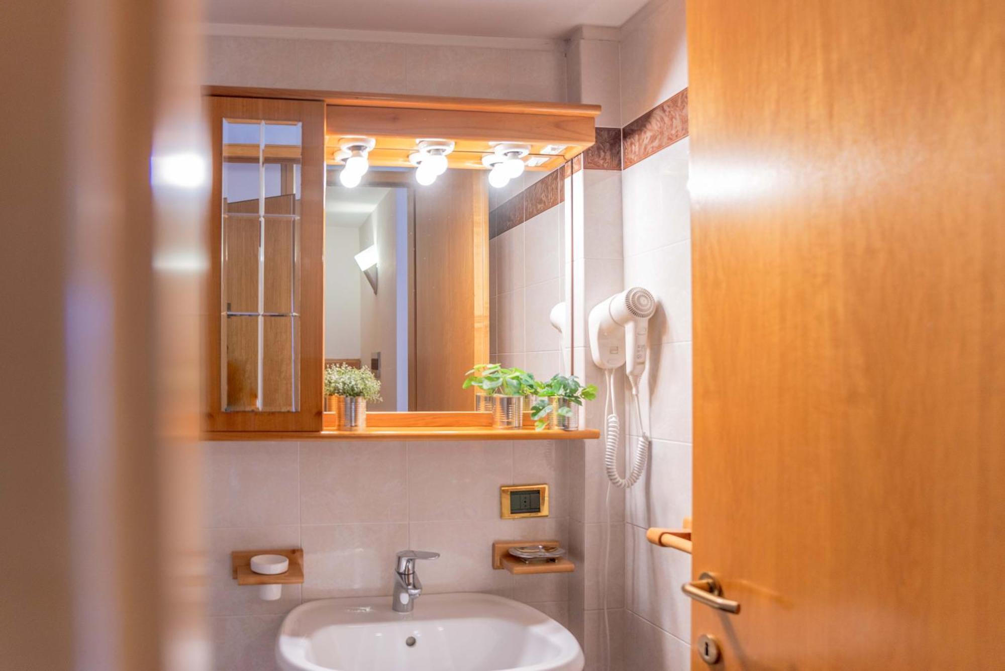 Comano Vacanze Appartamenti Comano Terme Zewnętrze zdjęcie